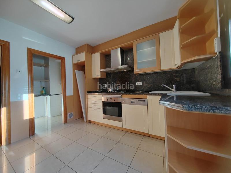 Foto 7c115fc2-06f5-46f9-b123-36c37c392191. Appartamento con riscaldamento parcheggio in Centre Sabadell