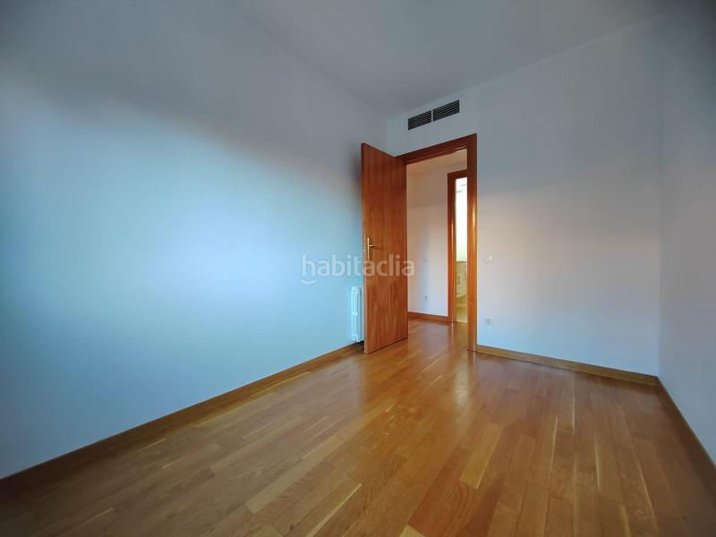 Foto 94ac4cdf-a141-4401-b486-8f6d4dd8f2f2. Appartamento con riscaldamento parcheggio in Centre Sabadell