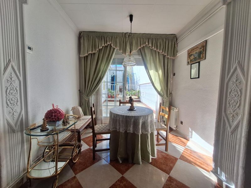 Foto 1cc8bac9-2616-4fad-88fd-92e515aec3c0. Casa a Poble Nou Sabadell