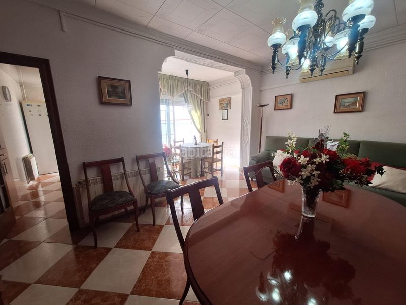 Foto ad05b69c-31b2-46a6-9ee9-5ab6549b2323. Casa a Poble Nou Sabadell