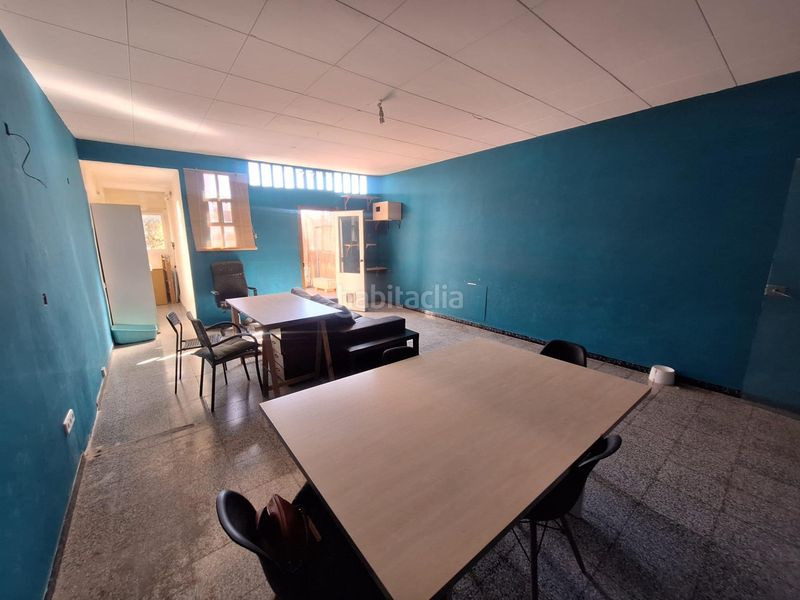 Foto 5b19f58a-b010-4ad4-b7bc-34ee015b2324. Casa amb aparcament a Creu Alta Sabadell