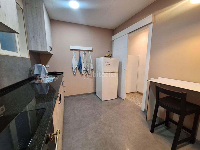 Foto e56b3303-4bf0-4a66-84dc-ebd33643550c. Casa amb aparcament a Creu Alta Sabadell