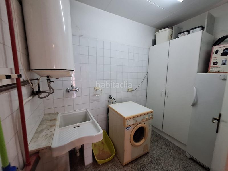 Foto eabdcbd7-4de7-4b7b-9242-eb80156b63f3. Casa amb aparcament a Creu Alta Sabadell