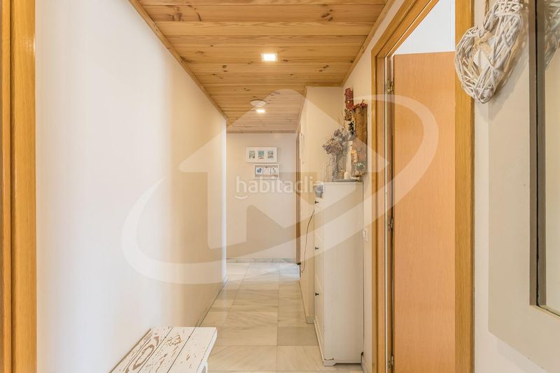 Foto b9e45586-e541-4fe1-a583-69c499604af0. Duplex in Covadonga Sabadell