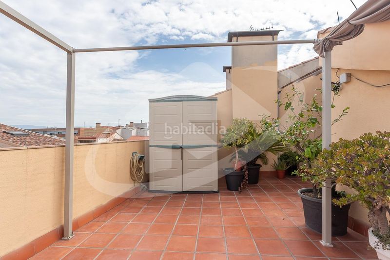 Foto f696c9a7-728c-43f0-af51-44a7d00af3a0. Duplex in Covadonga Sabadell