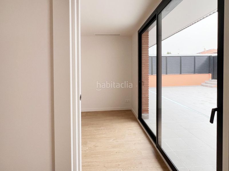 Foto b8421478-df8c-4d19-be0b-7944651f8834. Planta baixa amb calefacció aparcament piscina a Sabadell