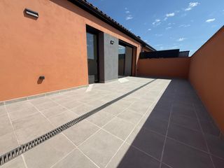Dúplex  Carrer de manso. Dúplex de obra nueva con terraza y piscina comunitaria