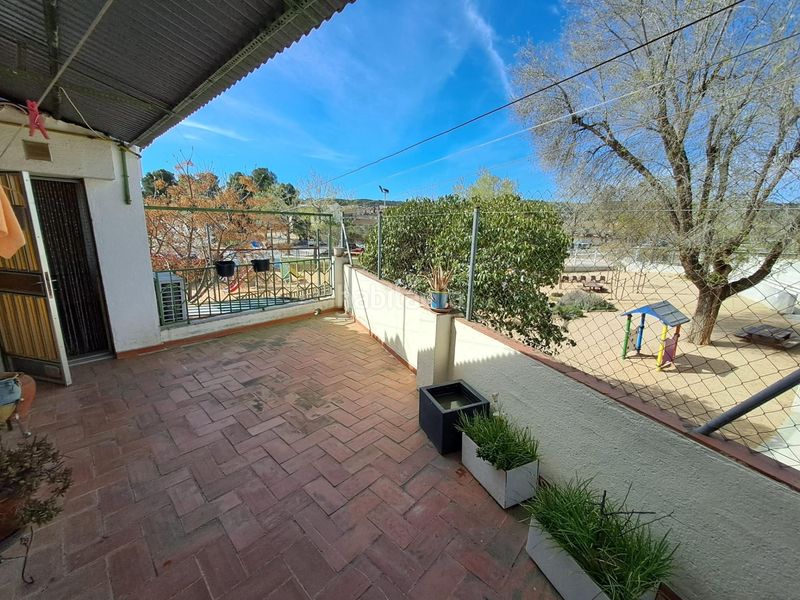 Foto 3de2122a-57ca-4915-8e70-70efa9864c05. Casa amb aparcament a Centre Sant Quirze del Vallès