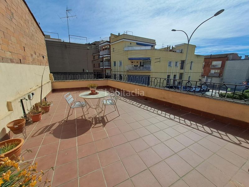 Foto 415edccd-46b7-4039-a43e-95aac396154e. Casa amb aparcament a Centre Sant Quirze del Vallès