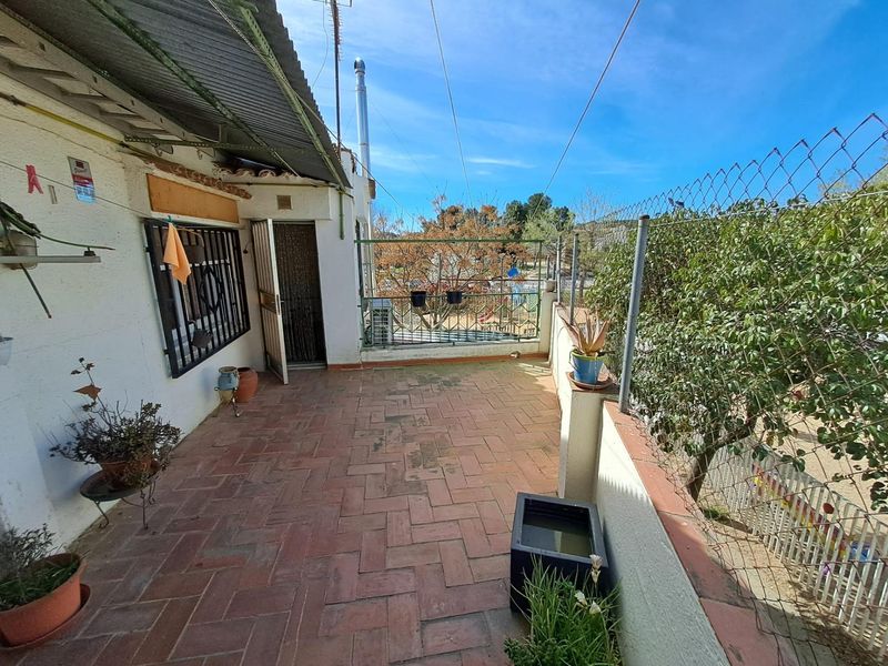 Foto ebe9a13e-cb2f-40d3-acb2-749bb7ed3e72. Casa amb aparcament a Centre Sant Quirze del Vallès