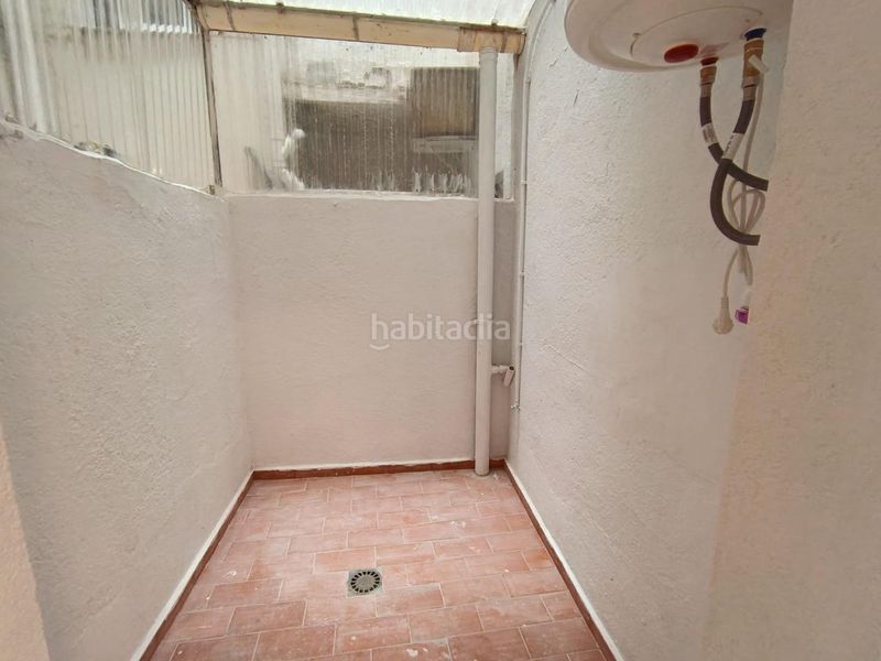 Foto 4b591843-0b5e-429d-bfb9-1aafa41d43c6. Rez-de-chaussée dans Eixample Sabadell