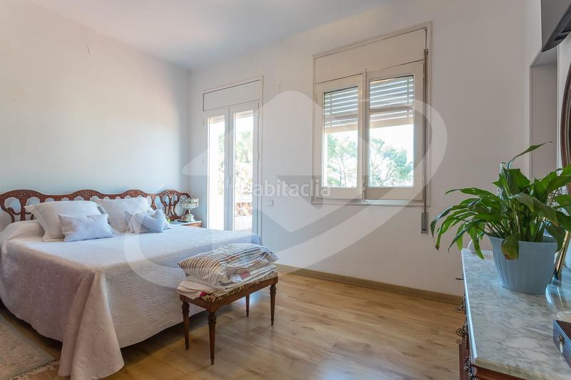 Foto 4f7e38fd-f140-4295-81da-8209b9e7e081. Casa amb calefacció aparcament piscina a Matadepera
