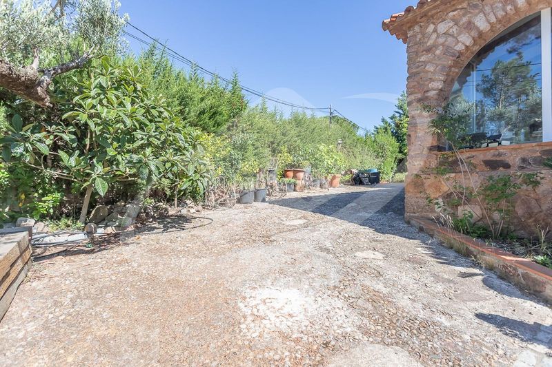 Foto fda14642-3a18-423c-a706-b166e3edf10f. Casa amb calefacció aparcament piscina a Matadepera