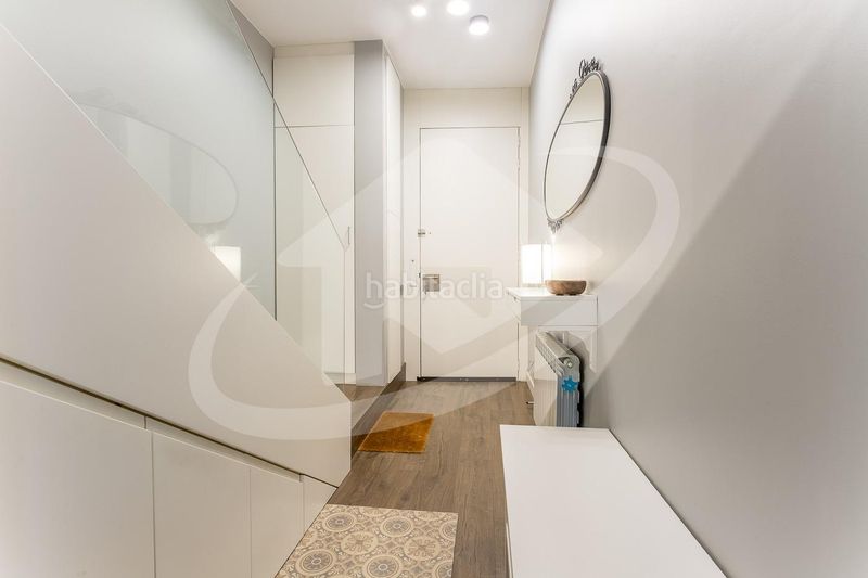 Foto f284dd46-e552-4ec6-a394-b98d48f96073. Casa con riscaldamento parcheggio piscina in Centre Sabadell