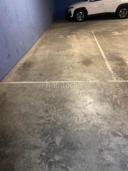 Foto 8d51417b-5edc-4b8c-80a1-71c4e8d53059. Posto auto in Centre Sabadell