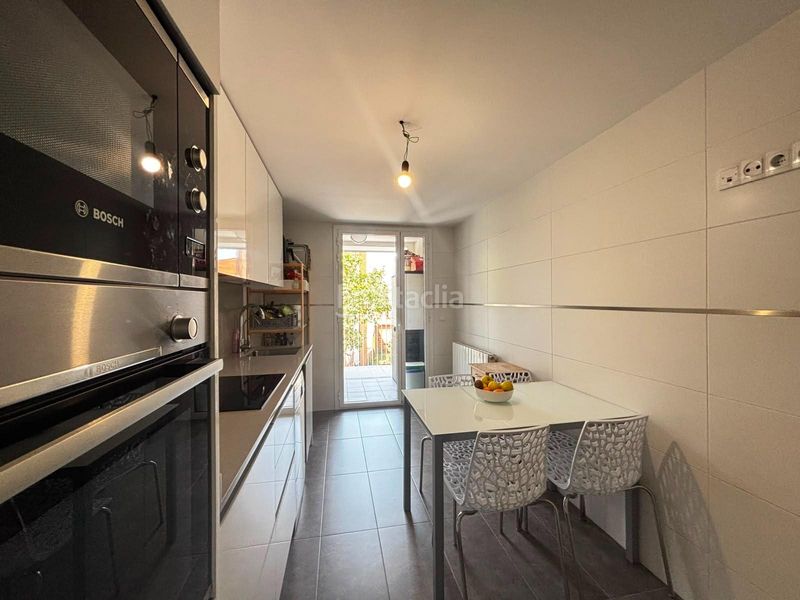 Foto 52094619-aa82-4be4-9f56-e2c8ae4746d5. Flat with parking pool in Centre Sabadell