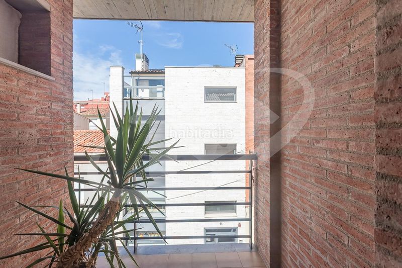 Foto 692aa81e-f3fa-4b37-a6c5-fde015b71d46. Casa amb calefacció aparcament a Creu Alta Sabadell