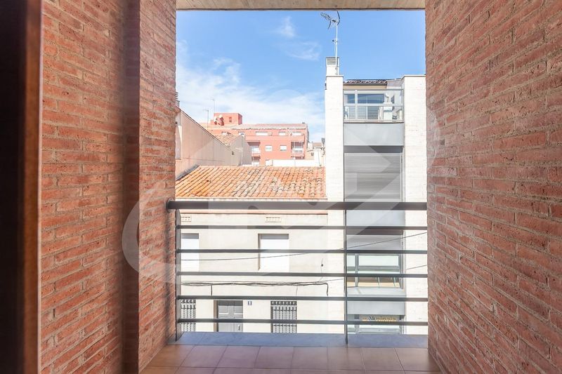 Foto 8c7d345d-fb57-4512-b3f4-4657d52daaf3. Casa amb calefacció aparcament a Creu Alta Sabadell
