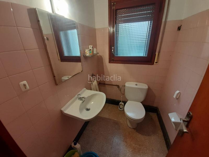 Foto 6ad537d8-9937-4279-9579-ece373481748. Casa  de esquinera 23 x 18 metros de fachada en torre romeo bajo en Sabadell