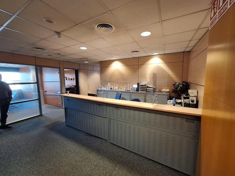 Foto 4a640ae2-5c6f-44fd-a470-90d31d06d700. Oficina fantasticas oficinas en eix macià en Creu Alta Sabadell