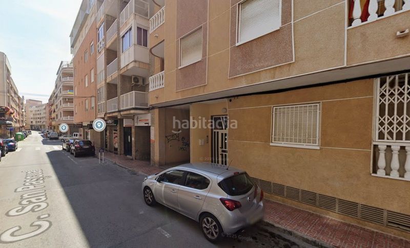 Foto 21cf4907-4fc5-4653-bdab-37c06500ab89. Pis a Avenida Habaneras - Curva de Palangre Torrevieja