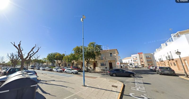 Foto 70c48166-1c19-4778-86ad-faf29755e1d8. Casa a Lepe