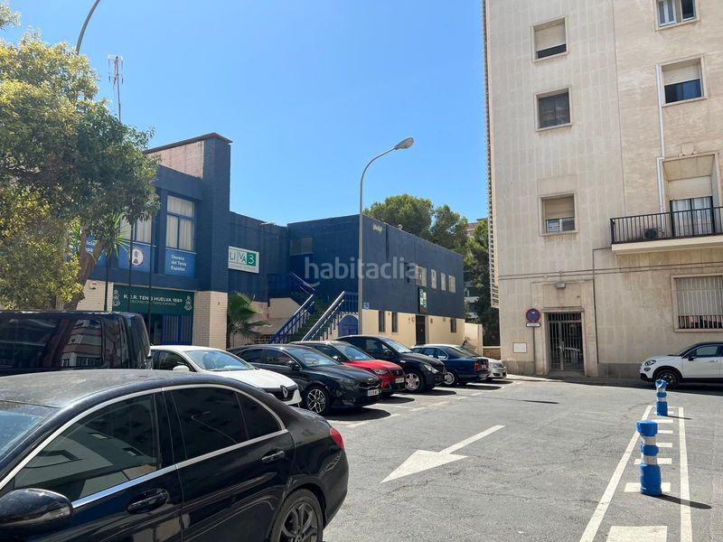 Foto c6e7ab19-a978-40f7-b3a9-4e09c659821b. Pis a Nuevo Parque - Los Rosales - Tráfico Pesado Huelva
