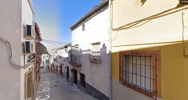 Foto df1bce10-fcd9-444b-a807-8546f82a9d0b. Casa a Rus
