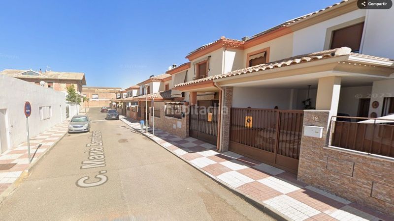 Foto 36c0450c-9e1d-4728-b757-fcd7b1cd1948. Casa amb aparcament a Victoria (La)