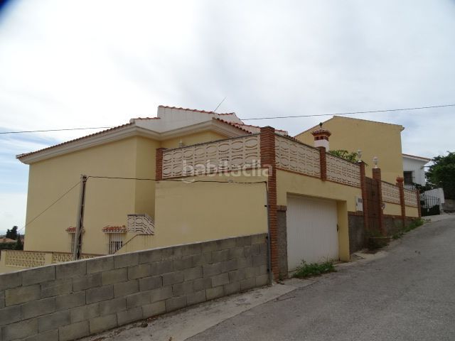 Foto 3b270c82-53ae-4b5f-9744-268a52bde696. Casa amb aparcament a Diseminados Rincón de la Victoria