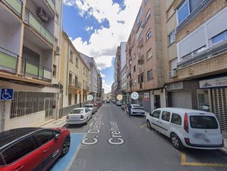 Flat  Diego maria crehuet. Okupado