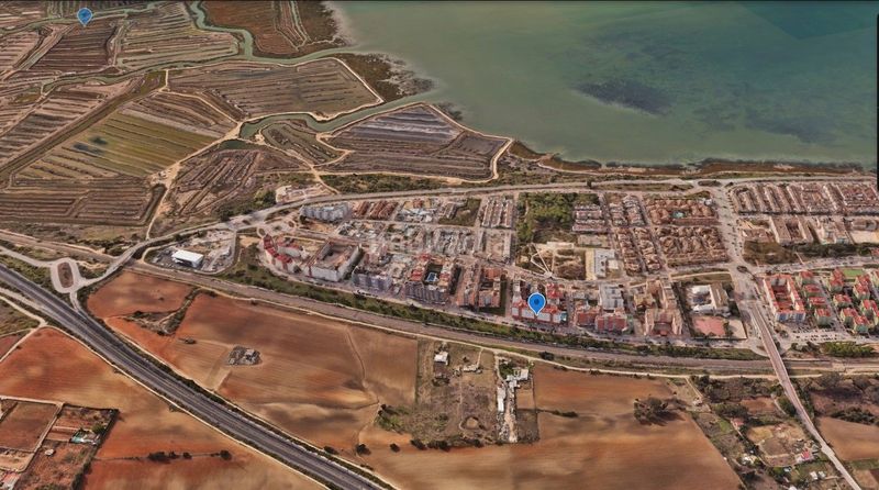 Foto fff74b3f-d013-4951-ae68-81f90a9d7f41. Pis a Casines Puerto Real