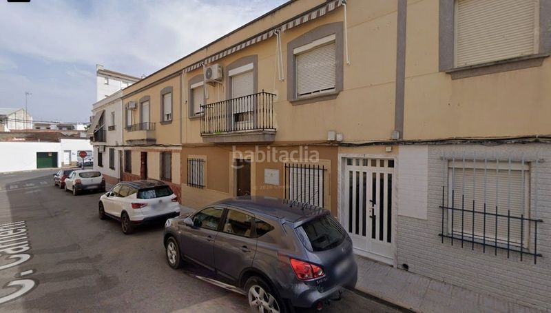 Foto 77680add-e12f-4f98-af16-ae27e52c010f. Casa adossada a Almendralejo