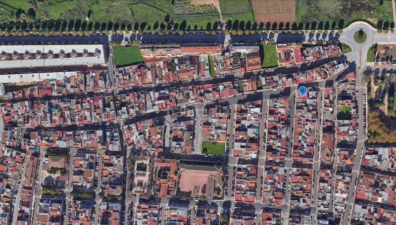 Foto 3a1612bb-65d0-4e7f-9663-27172c41db8b. Casa adossada a San Roque - Ronda Norte Badajoz