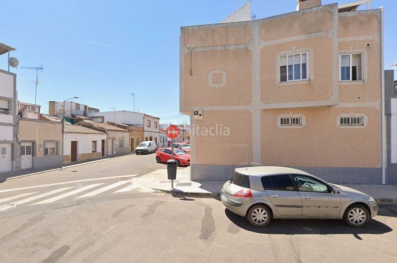 Foto b55b2c0e-086d-4805-9b53-864e1a2bae50. Casa adossada a San Roque - Ronda Norte Badajoz