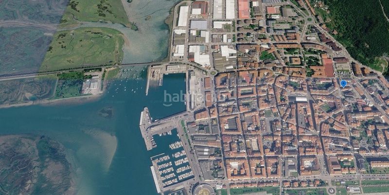 Foto f6a50e4f-67f3-4aa6-bb49-42a6b891b327. Pis a Santoña
