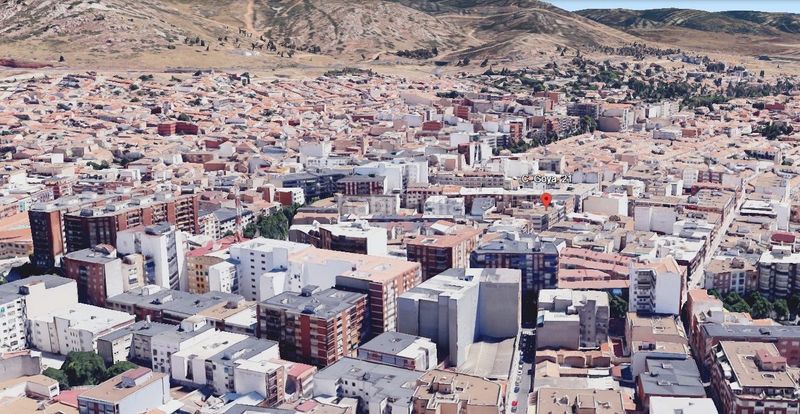 Foto cdec9847-338d-4202-95b1-3c3e9dc93be1. Local comercial a Centro Puertollano