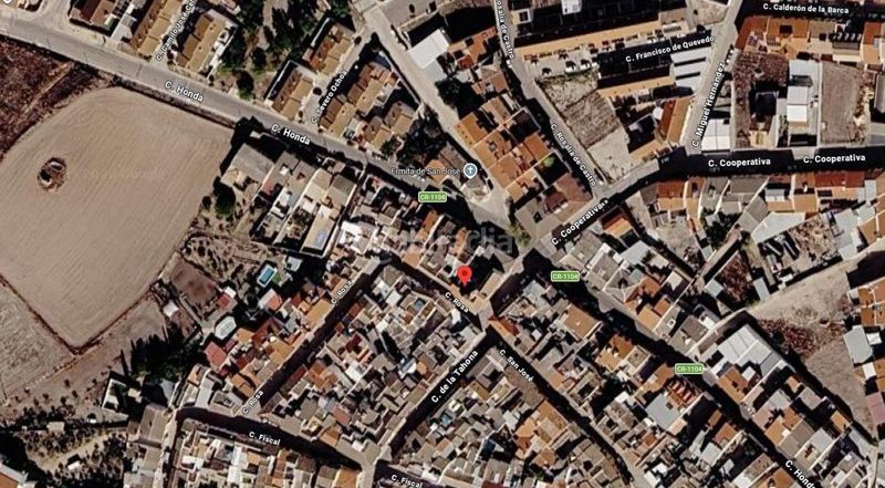 Foto aa6d6a1d-089c-4df4-aa9d-6b4322466f7c. Casa amb aparcament a Herencia