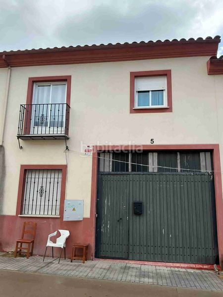 Foto 8ff9fe80-a264-4421-bdd4-63a3c60ee22b. Casa amb aparcament a Pedro Abad
