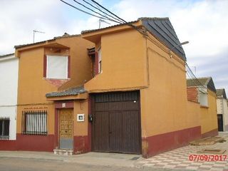 Casa  Lirio. Oportunidad
