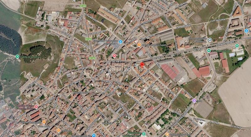 Foto fb99b482-fc5f-4c78-bd49-39ca0df939c2. Casa amb aparcament a Íscar