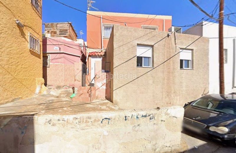 Foto 420ccf13-7d8d-4b01-a88c-403a83b90f17. Casa a La Chanca - Pescadería Almería