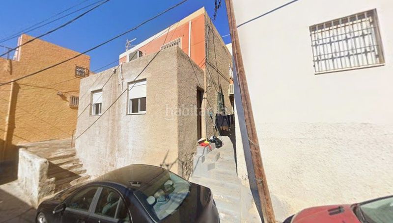 Foto 8d860573-18de-4cdc-80e7-dbc16da23e50. Casa a La Chanca - Pescadería Almería