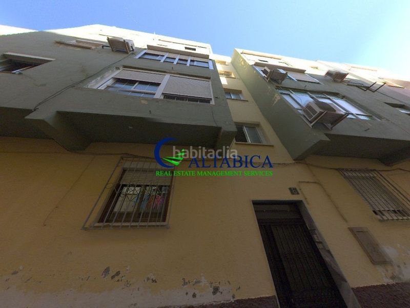 Foto 502eb658-5a09-4469-bf17-4bd9064cf405. Pis a La Chanca - Pescadería Almería