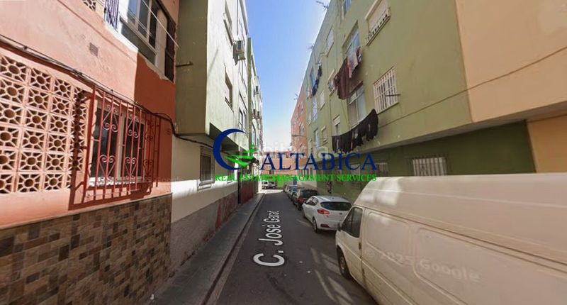 Foto bf1ed6c2-912c-49f7-afdc-ff6751b9b639. Pis a La Chanca - Pescadería Almería