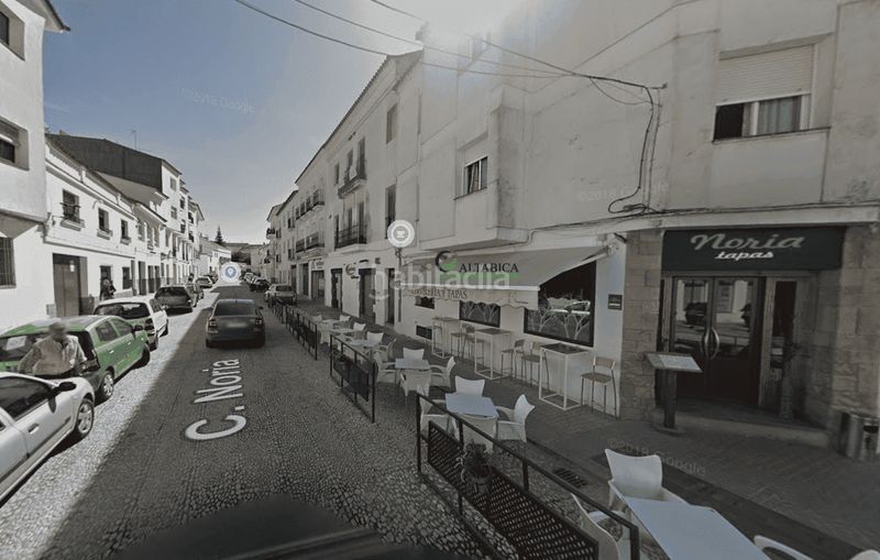 Foto 569a6fb8-a6d2-47f3-b8b9-ea1a87d35986. Piso inversión en Aracena