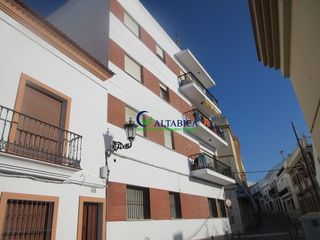 Pis  Parroco jose lora. Casa de pueblo
