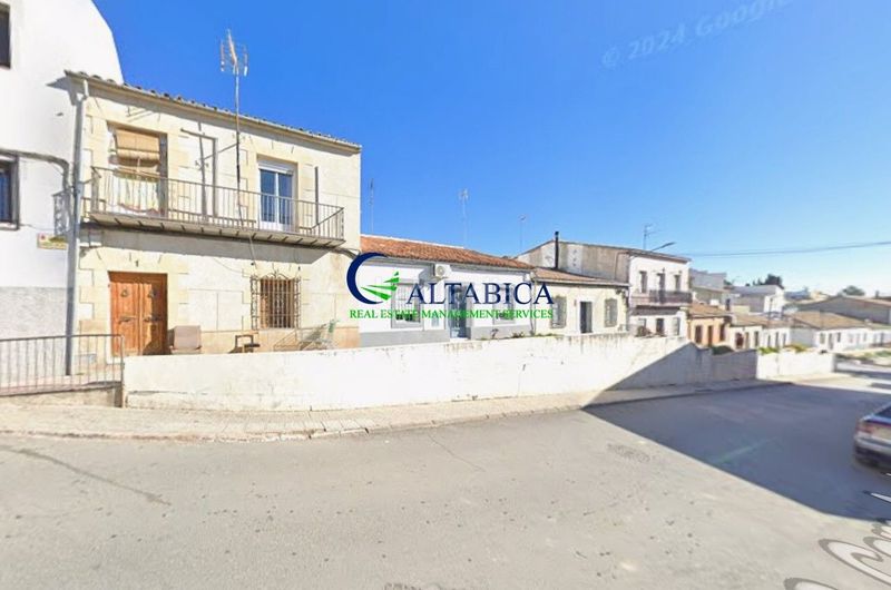 Foto 424efa22-9b11-4b01-8c60-2085e4ae82ea. Casa  de pueblo en Úbeda