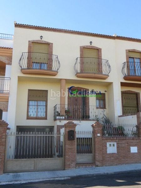 Foto 74e590cc-5f0d-43e9-a7d9-3e7887dd3adb. Casa a Torredelcampo