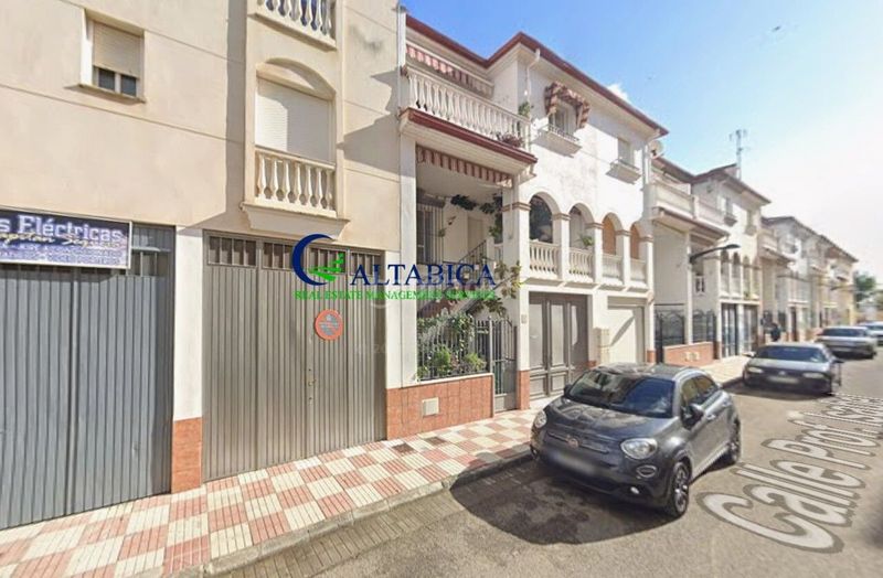 Foto a4ee7e33-0d20-4659-bab6-b59abb97b4aa. Pis a Andújar